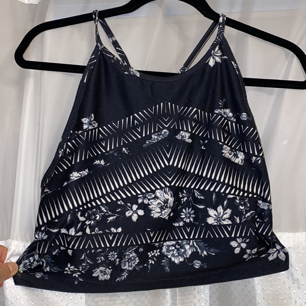 Betsy Johnson Performance Tank
